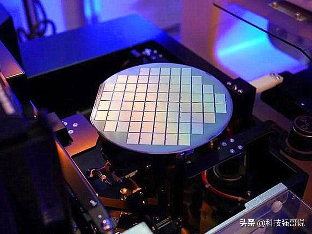中国自研光刻胶在加速替换日本光刻胶，5纳米光刻胶即将投入使用