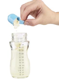 冲好的奶粉可以放多久 冲调好的配方奶粉可以放多久