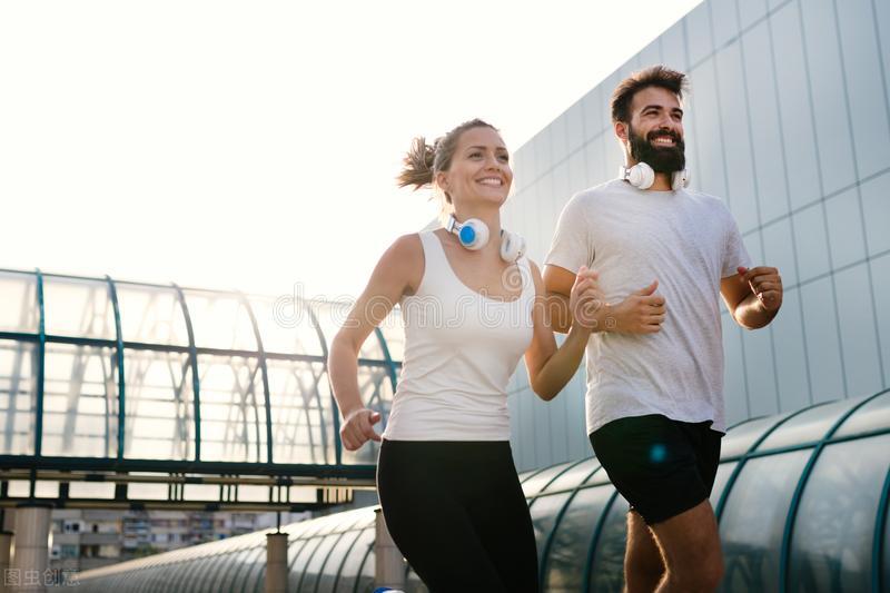 跑五公里消耗多少卡路里 跑步减肥可以减重多少