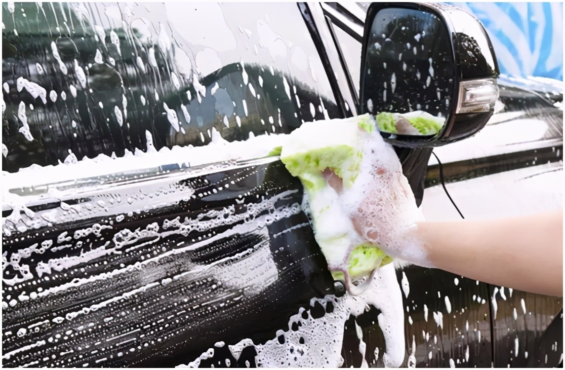 冬天洗车最好用什么水 有经验的洗车师傅冬天洗车用什么水
