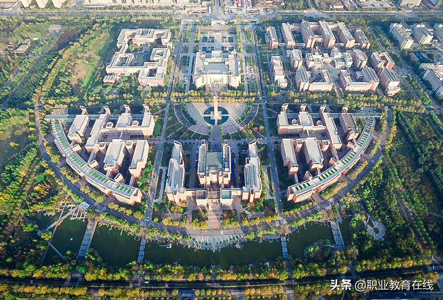 河南学校排名大学本科(河南省排名前十的大学都有哪几个都在哪里)